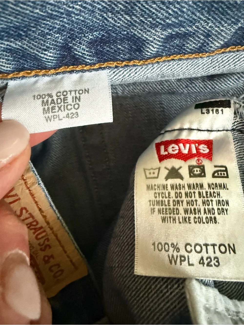 Vintage 2007 Levi's 501 Straight Leg Jeans Medium Stonewash 29 X 36 / Mexico